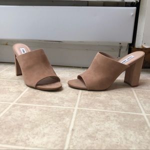 Steve Madden heeled slide size 8.5